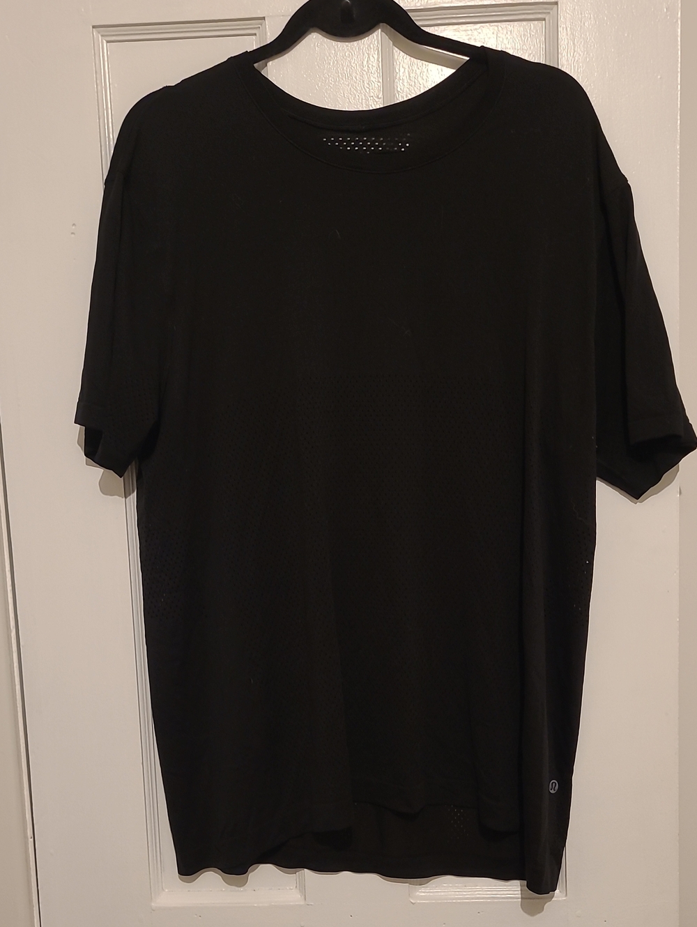 Men's Black Lululemon Performance T-Shirt